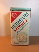 Vintage 60s Nabisco Premium saltine crackers tin 14oz