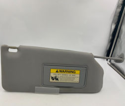 2005 Honda Odyssey Passenger Sun Visor Illuminated Gray OEM D02B63005 - £34.78 GBP