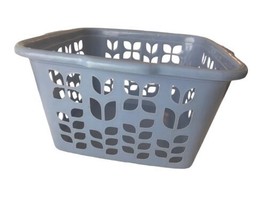 Vintage Rubbermaid Laundry Basket 2968 Blue Plastic Tulip Floral Pattern MCM - £65.82 GBP