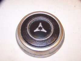 1967 68 69 Dodge Coronet Charger Horn Cap #2925422 Truck Van 70 71 72 73 74 75 - £35.30 GBP