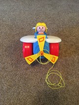 Vtg 1980 Fisher Price Little People Clicking Airplane Pull Toy w/Pilot #171 - £11.65 GBP