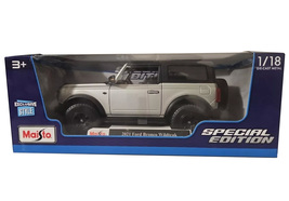 Maisto 1/18TH Scale 2021 Ford Bronco Wildtrak!!! Silver &amp; Black Top 31456 - $28.50