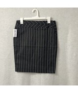 Mixxed26 Women&#39;s Pencil Straight Stretch Skirt Size M Black &amp; White Striped - £3.13 GBP