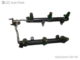 Fuel Injectors Set With Rail For 06-10 Kia Sedona  3.8 353103C400 FWD - $89.05