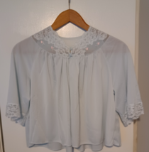Vintage 60s ShadowLine Women&#39;s Small Blue Nylon Lace Trim Bed Jacket Roses - $24.99