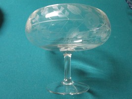 MID CENTURY CRYSTAL FOOTED COMPOTE CLEAR ETCH FLOWERS  - £96.75 GBP