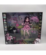 Monster High Draculaura Bite In The Park Playset &amp; Doll Pets Dog Cat Bra... - £35.25 GBP