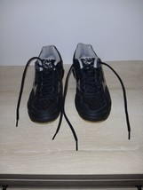 Mizuno Wave Supersonic Shoes Black Volleyball Sneakers Womens Size 6 NWT  - $33.92