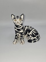 Italy Vintage Handcrafted Black and White Ceramic Cat Figurine T.K.C 5&quot; - $4,506.88 MXN