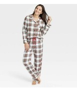 Women&#39;s Medium Holiday Plaid Flannel Pajama 2 Piece Set - Wondershop - $25.97 CAD