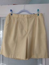 Coral Bay Golf Women&#39;s Size 14 Gold/ Yellow Skirt/Shorts - $13.54