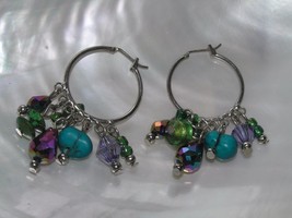 Estate Silvertone Wire Hoops with Shades of Blue Green Iridescent Bead Dangle - £8.15 GBP
