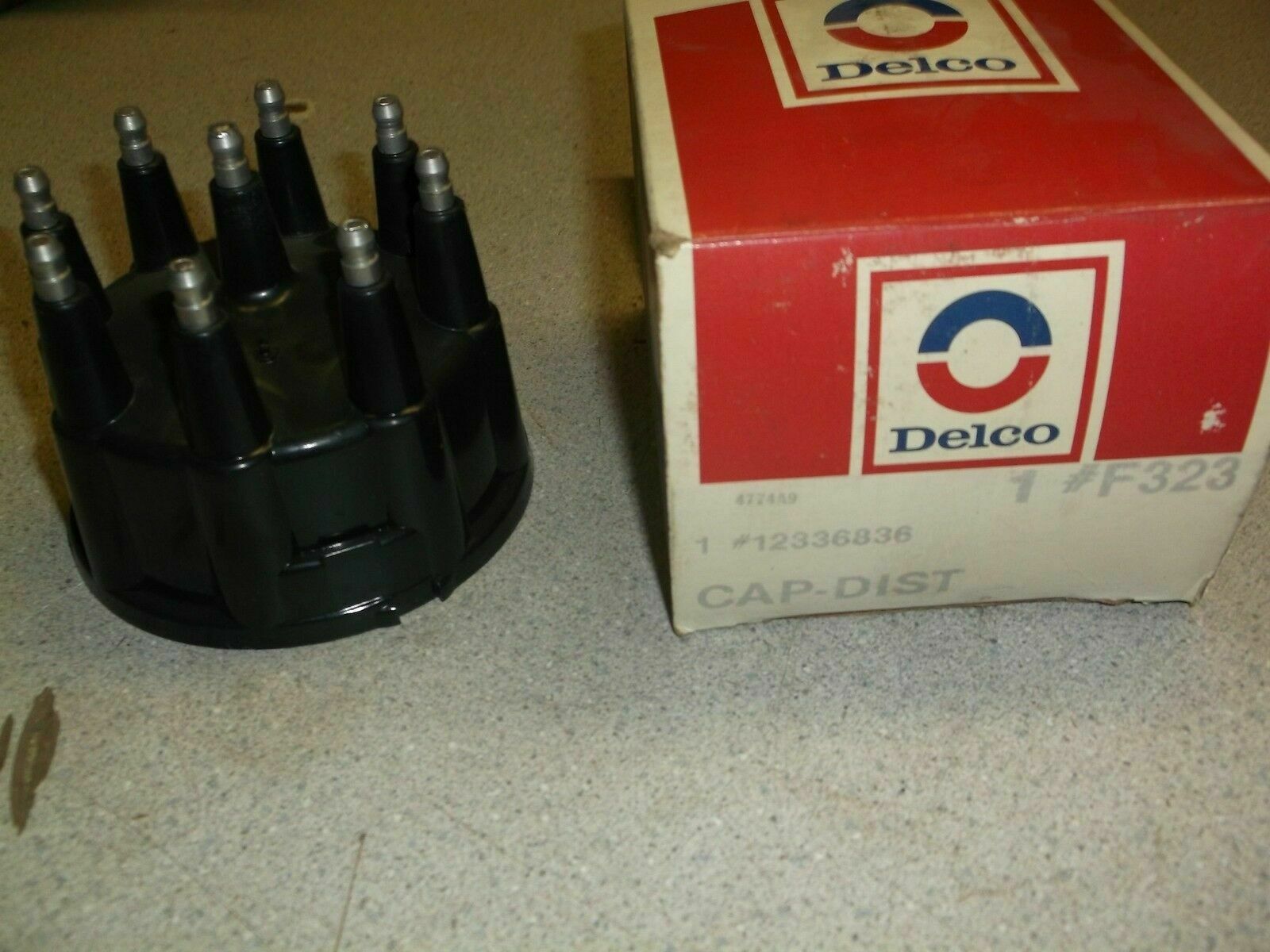 NEW GM 12336836 F323 NOS AC Delco Distributor Cap *FREE SHIPPING* - £40.96 GBP