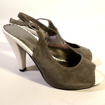 Womens Sz 5 Newport News Faux Gray Suede &amp; White Patent Leather Slingback Pumps - £7.77 GBP
