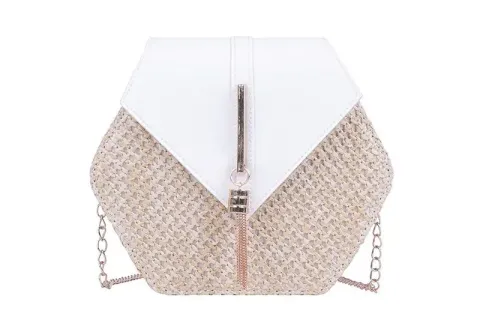 Chic D-Shaped Handbag with Hexagon Design - £64.97 GBP+