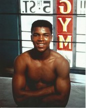 Muhammad Ali Close Up Gym Color Photo In Mint Condition - 8&quot; X 10&quot; - £15.73 GBP
