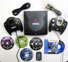 Sega Sports Black Dreamcast 2 Controllers 1 VMU 4 Games New System Clock Battery - £220.06 GBP