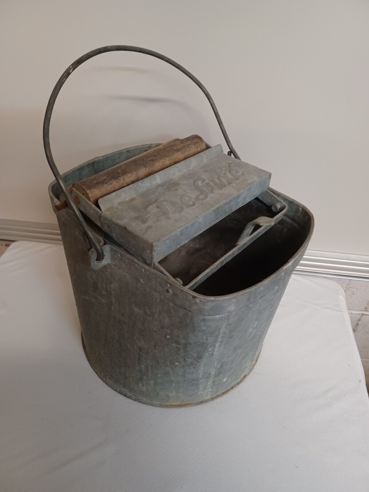 Vintage DeLuxe Galvanized Metal Mop Bucket Pail Wooden Rollers Wringer - $34.64