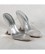 Schutz Aprill Vinyl Wedge Sandals Color chrome size 7.5 B - $1,116.41 MXN