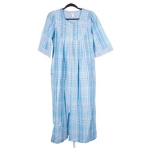Miss Elaine Robe Housecoat S Womens Floral Embroidered Blue Plaid Zip Textured - £10.99 GBP