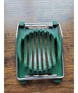 Green Hard Boiled Egg Slicer - Plastic/Steel -Good Working Condition - €4,33 EUR