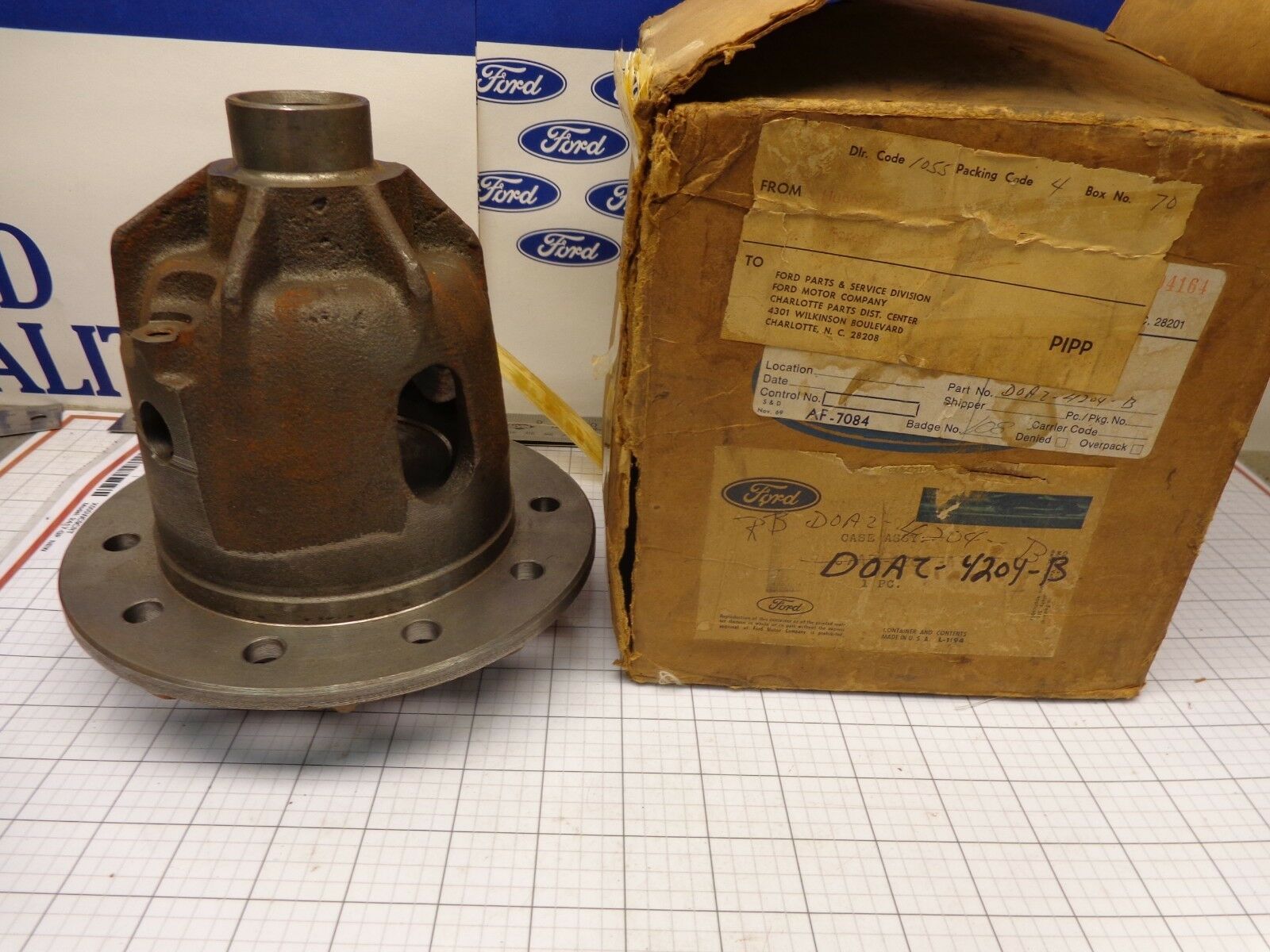 FORD OEM NOS D0AZ-4204-B Differential Gear Housing Case C8AW-4205-A Lite... - $97.70