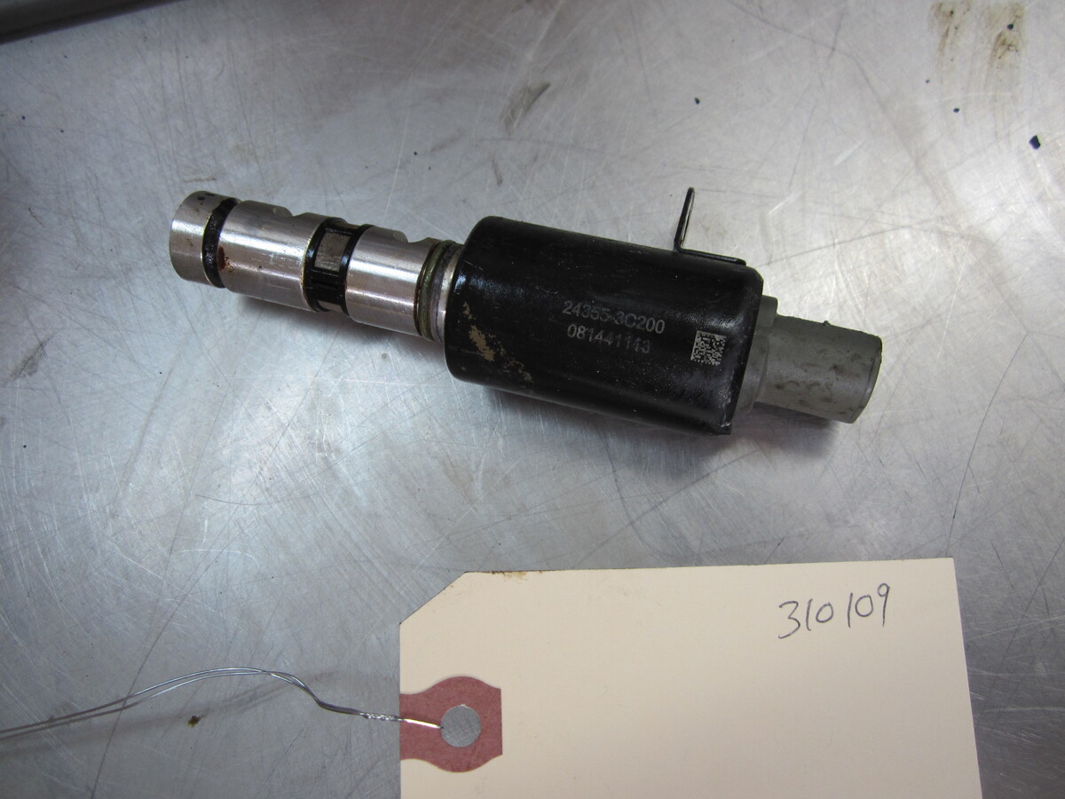 Right Variable Valve Timing Solenoid For 07-09 Hyundai Santa Fe  3.3 243... - $25.99