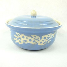 Vintage Harker Pottery Cameo Ware Blue Casserole Dish &amp; Lid Dainty Flower Floral - £31.44 GBP