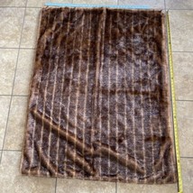 Fake Fur throw blanket Brown Vtg 40”x 53” Real Soft Smoke Free Home Wall Decor - £36.55 GBP
