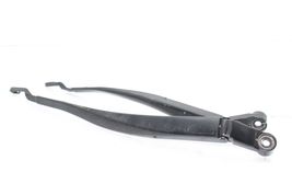 06-08 LEXUS IS350 Windshield Wiper Arms F3607 image 3