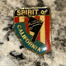 B-2 Stealth Bomber SPIRIT of CALIFORNIA Lapel Pin U.S. AIR FORCE H1 - $9.27
