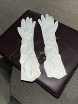 Small 15” Ruched White Gloves Cotton - £15.50 GBP