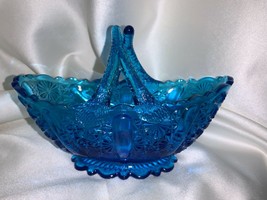 Fenton Art Glass Colonial Blue Daisy Button Split Basket - $35.00