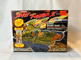1993 Capcom Street Fighter Ii Gi Joe Sonic Boom Tank W/ Guile Factory Sealed Box - $98.95