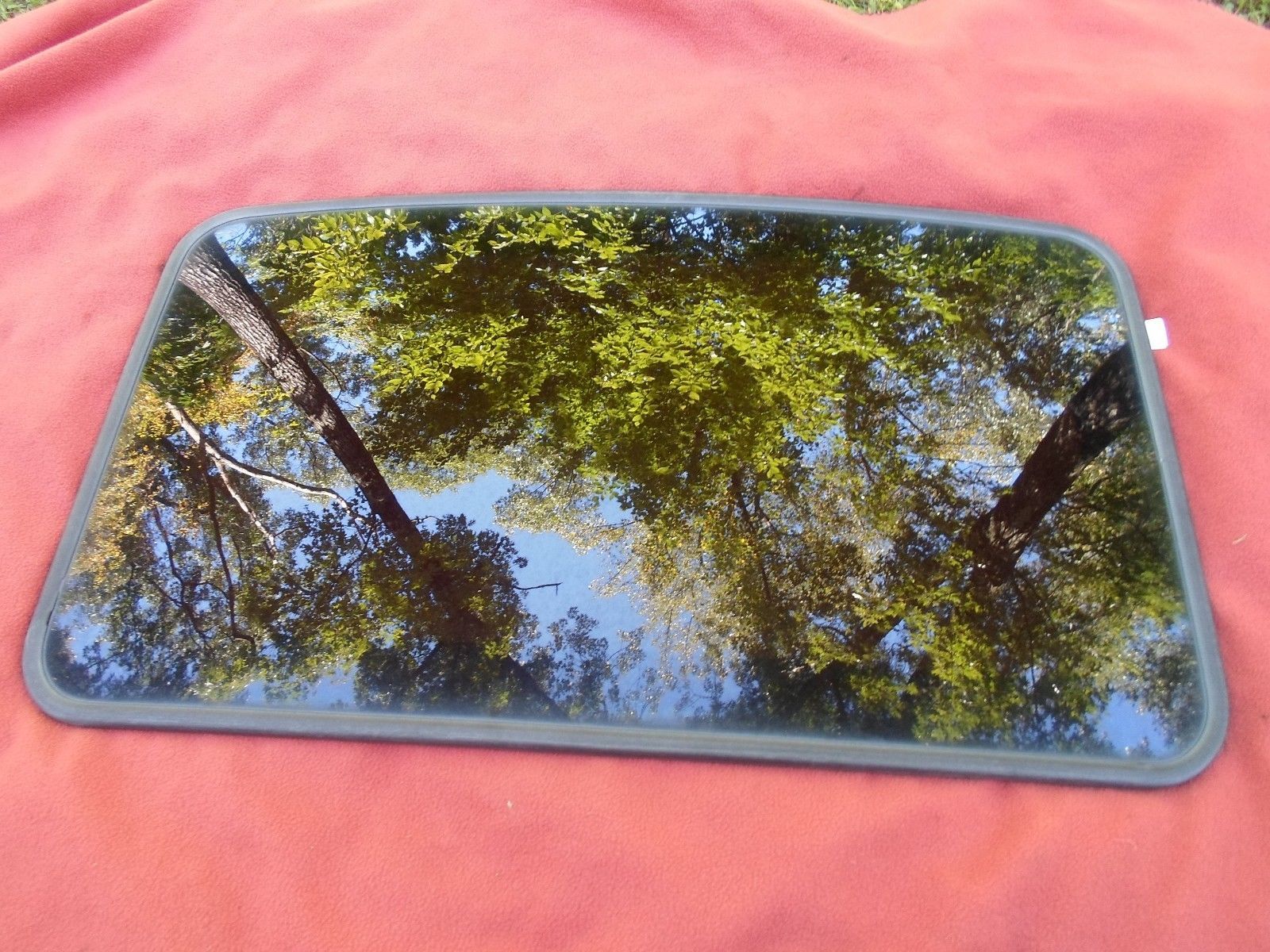 1998 LINCOLN TOWN CAR YEAR SPECIFIC SUNROOF GLASS OEM NO ACCIDENT FREE SHIPPING - £165.55 GBP