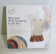 Freeform Craft Macrame Wall Hanging Kit  - £8.61 GBP