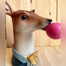 Deer head with bubblegum animal novelty vase. - $639.35 MXN