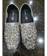 Toms Alpagarta Gray Cheetah With Rubber Sole Slip On Flats Shoes Size US 9M - $53.51 CAD