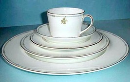 Monique Lhuillier for Royal Doulton Charms 5 Piece Place Setting Made U.K New - £58.27 GBP