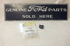 OEM NEW 2001 2002-2005 Ford Focus Radiator Fan Resistor Connector Sleeve #1545 - £4.78 GBP