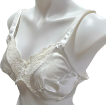 Lilyette Minimizer Bra 40C White Satin Soft Cup Underwire Adjustable 0906 - $19.79
