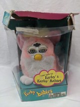 *Doesn&#39;t Work* Furby Babies Pink White Yellow Model 70-940 - $158.39