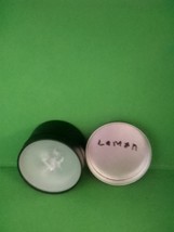 Scented candle - $93.28 MXN