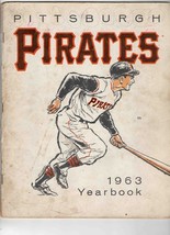 VINTAGE 1963 Pittsburgh Pirates Yearbook Roberto Clemente Willie Stargell - £38.78 GBP