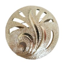 Vintage Coro gold tone round abstract design brooch - £15.97 GBP