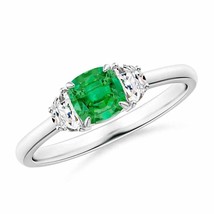 ANGARA Cushion Emerald and Diamond Three Stone Ring for Women in 14K Solid Gold - £1,828.22 GBP