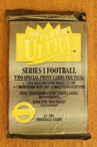 Vintage Sealed Pack NFL Football Trading Cards 1995 Fleer Ultra Series I - £3.36 GBP