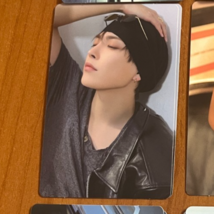HONGJUNG ATEEZ Offizielle QR-Fotokarte &quot;GOLDEN HOUR PART.3&quot; Kpop Authent... - $9.98