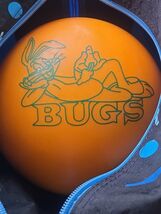 Warner Brothers Brunswick Orange Bugs Bunny Bowling Ball &amp; Bag - $44.54