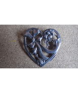 LARGE VINTAGE STERLING SILVER REPOUSSE VALENTINES HEART BROOCH PIN 1940&#39;... - $50.00